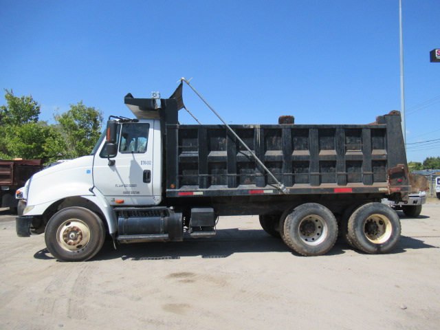 Dump Trucks | Griffith Truck & Equipment